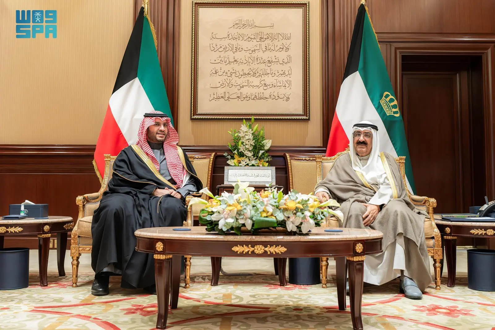 أمير دولة الكويت يستقبل الأمير تركي بن محمد بن فهد