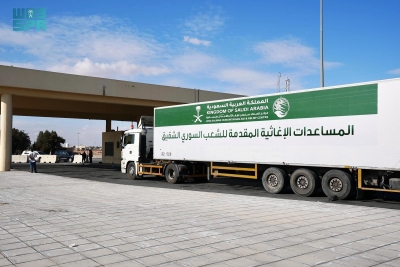 54 شاحنة إغاثية سعودية تعبر الأردن إلى سوريا