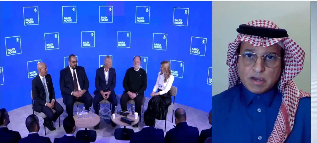 كاتب اقتصادي: مشاركة المملكة في «دافوس 2025» تعزز مكانتها اقتصاديًا