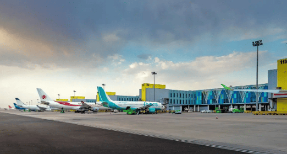 مطار الأمير محمد بن عبدالعزيز الدولي يشهد 72 ألف رحلة في 2024