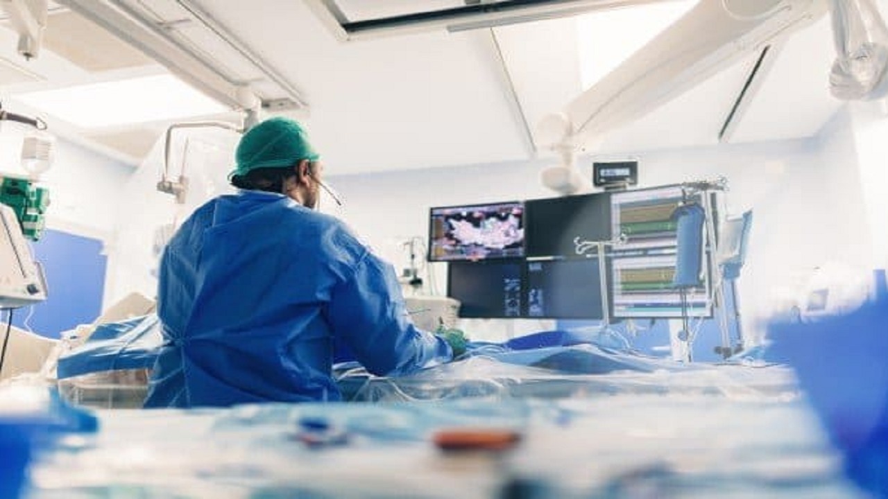 ضمك يستعيد خدمات طارق حامد قبل مواجهة الاتفاق