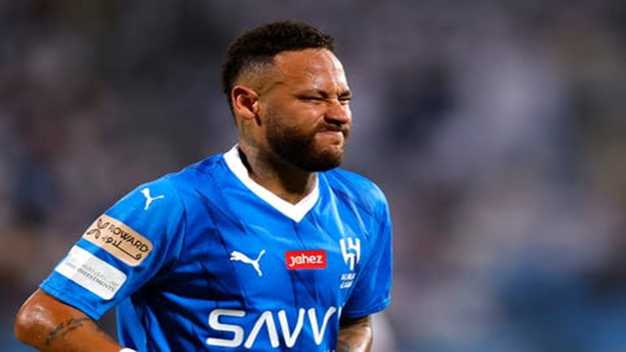 مسعف يروي تفاصيل نجاة طفل من هجوم كلاب ضالة في نجران.. فيديو