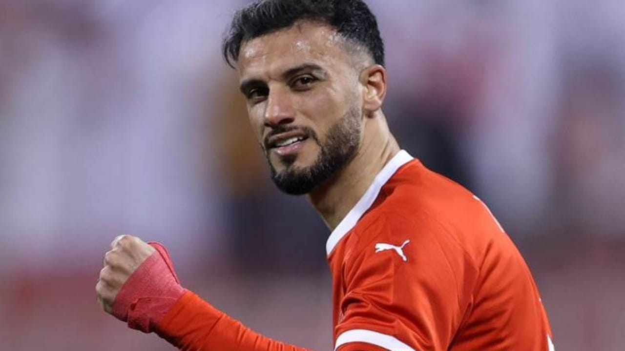 الأمير نواف بن سعد يعزي الأمير الوليد بن طلال في وفاة والدته.. فيديو