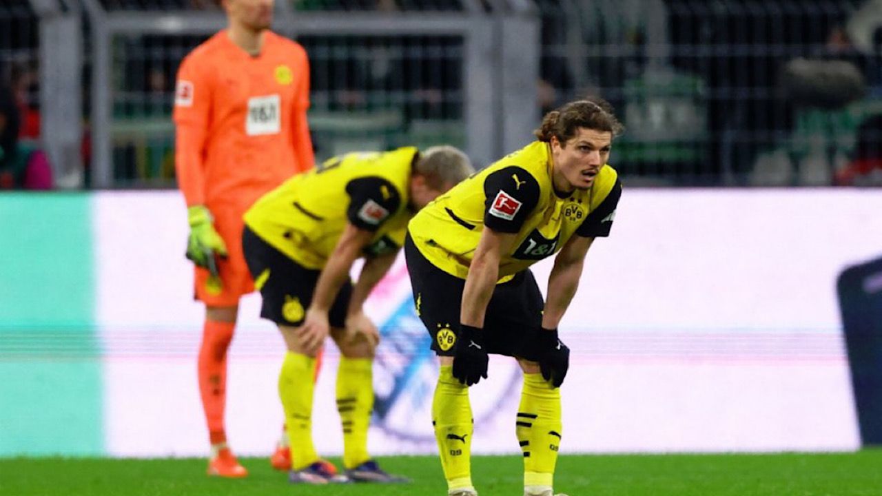 نجم أستون فيلا يفتح الباب أمام انتقاله إلى دوري روشن