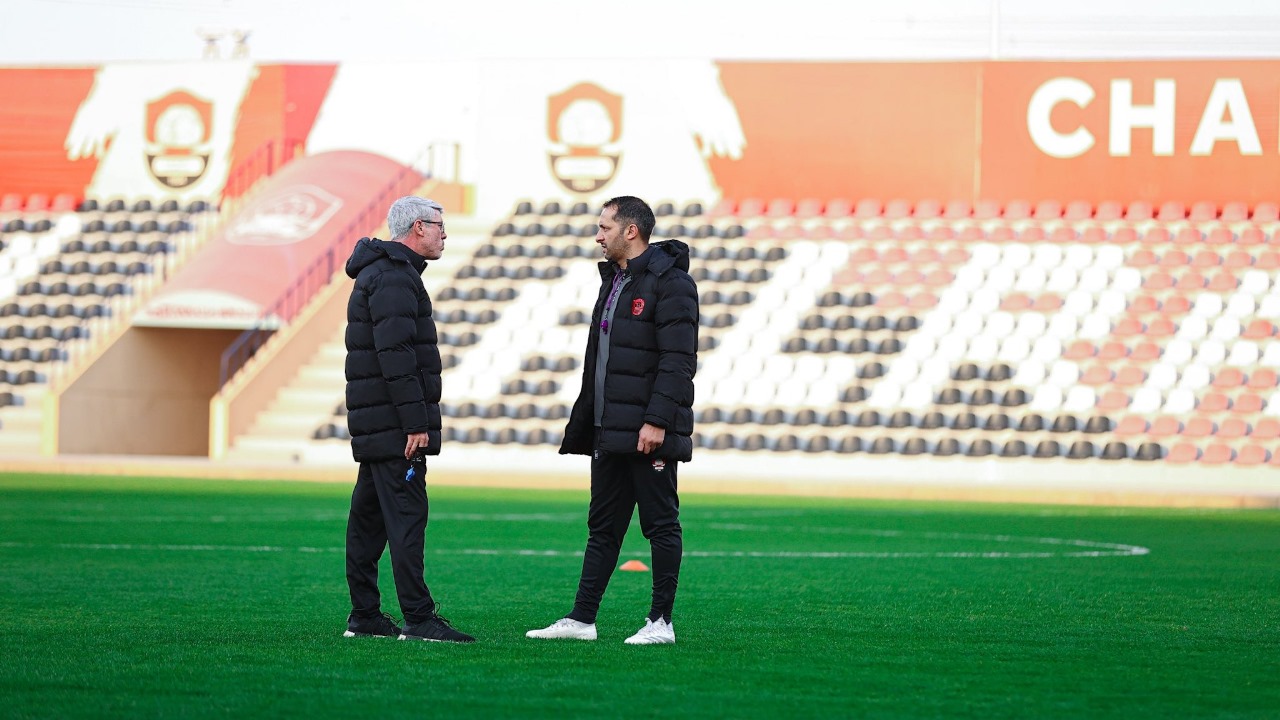 الفيفا يوقف الرائد عن التسجيل