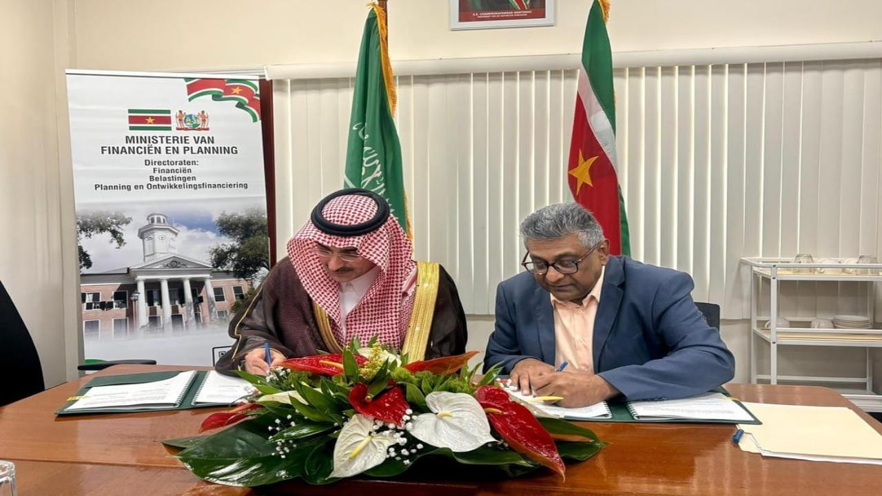 شخص يروي أغرب قصة توظيف في ليب 25 ‬⁩.. فيديو