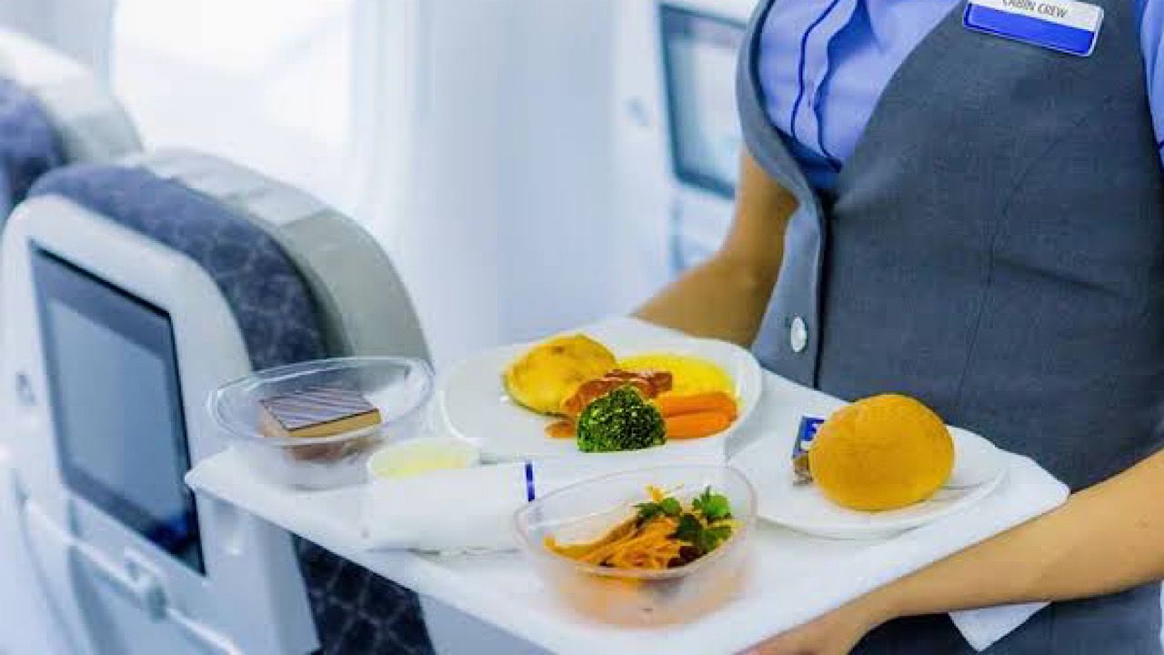 الفراج والعنقري ينتقدان إضاعة الشباب للفرص أمام الاتفاق.. فيديو