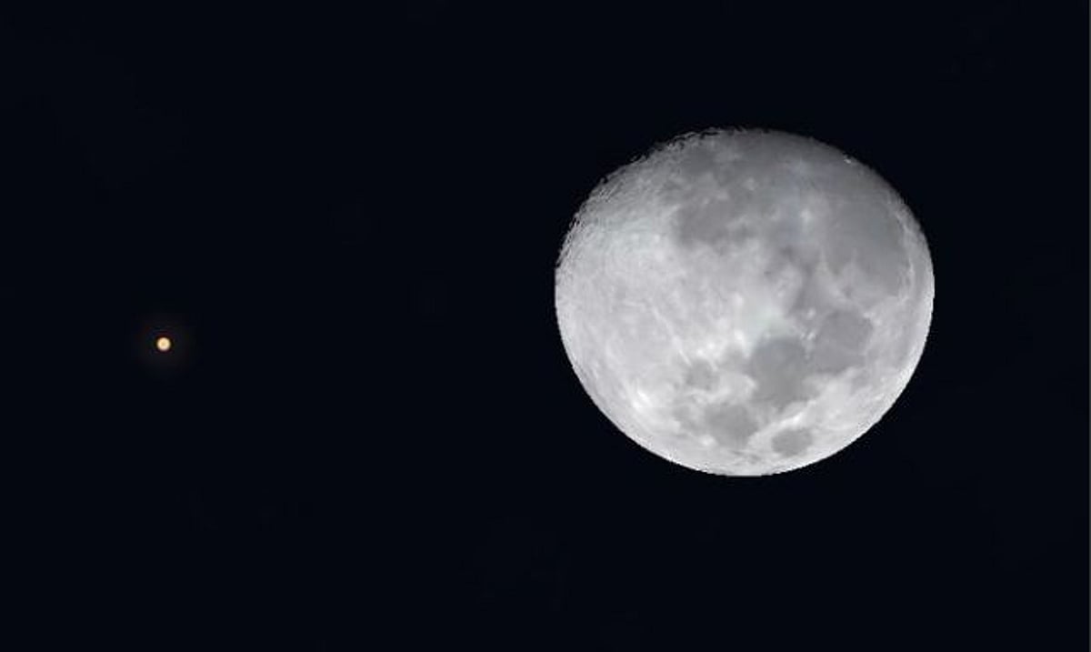 «فلكية جدة»: اقتران الأحدب بكوكب المريخ مساء اليوم