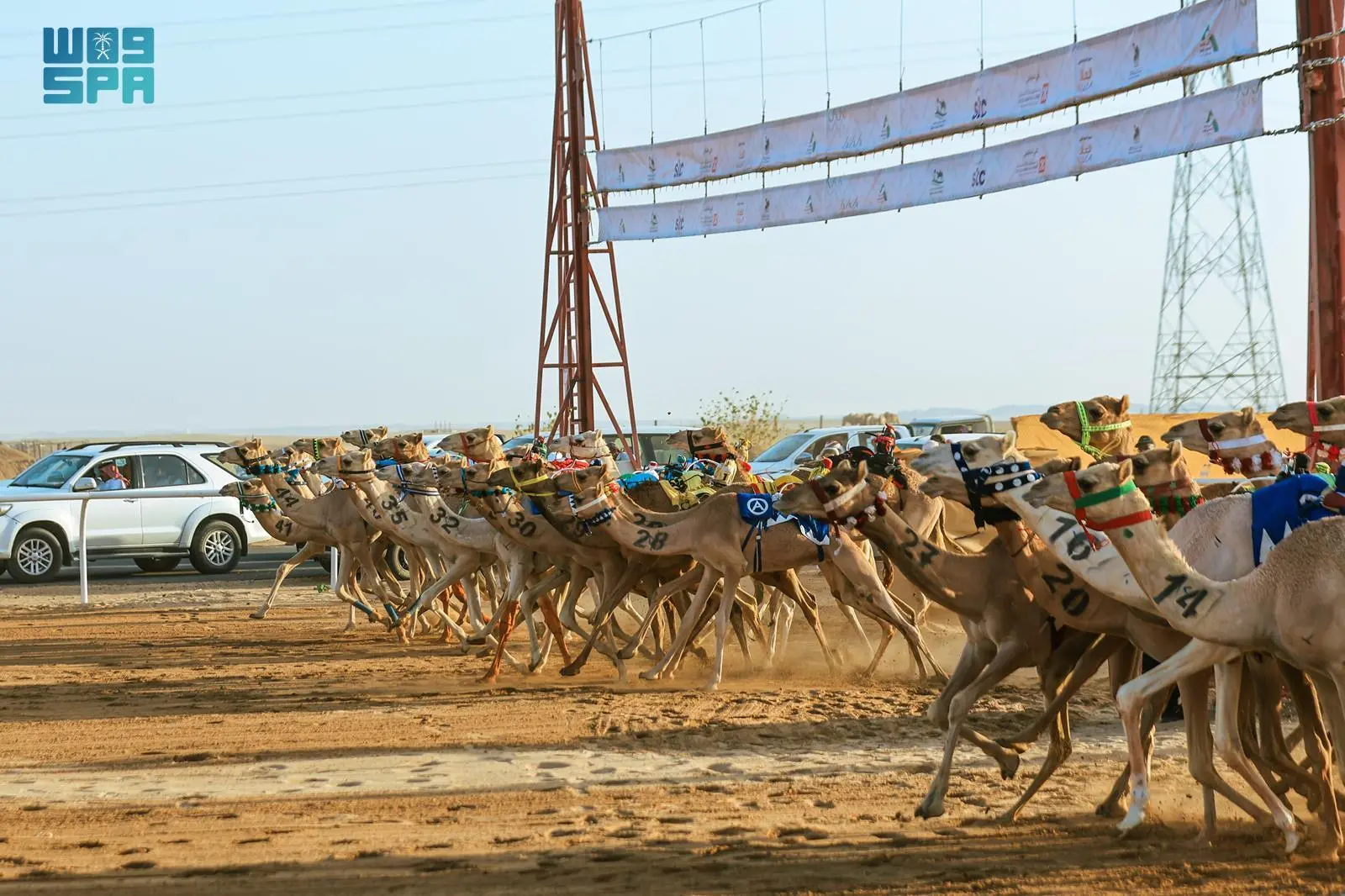 سعودي وقطري وإماراتي يتنافسون على جائزة “سيف السعودية”